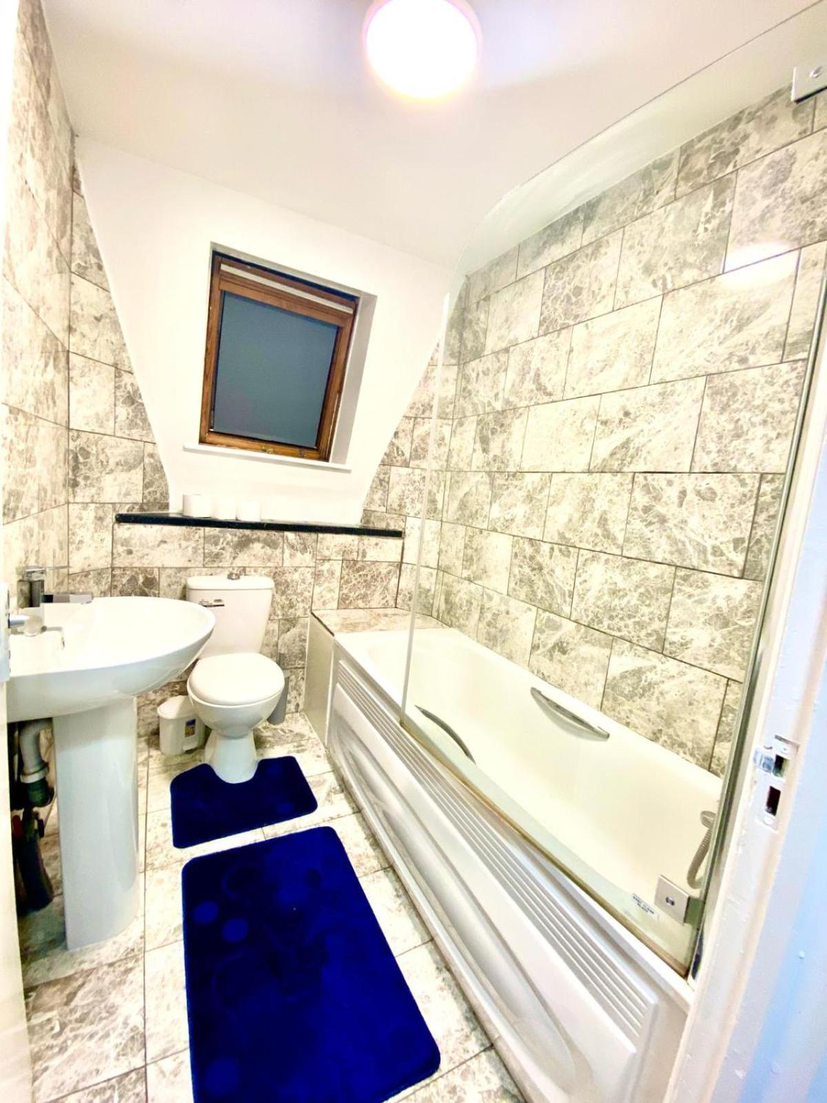 Appartamento Cozy One Bedroom Flat Free Car Park In Londra