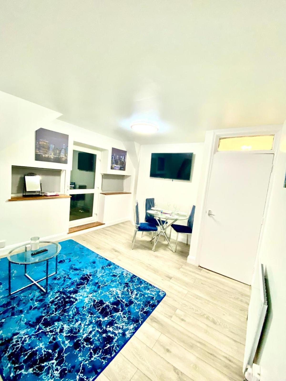 Appartamento Cozy One Bedroom Flat Free Car Park In